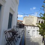 Magnificent Traditional House In The Centre Of Naxos Khalkíon