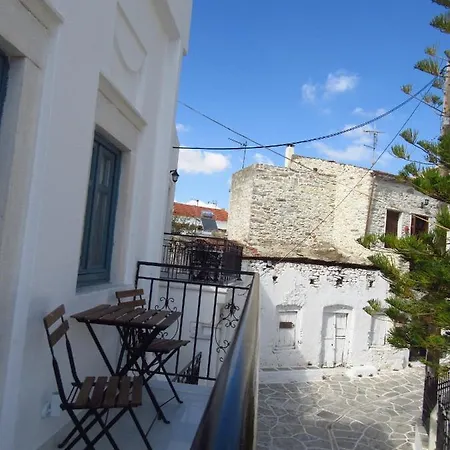 Magnificent Traditional House In The Centre Of Naxos Khalkíon