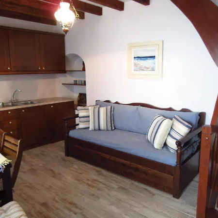Сasa de vacaciones Magnificent Traditional House In The Centre Of Naxos *